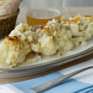 coliflor gratinada con bechamel y jamon