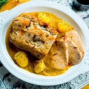 Lomo de cerdo en salsa de castañas