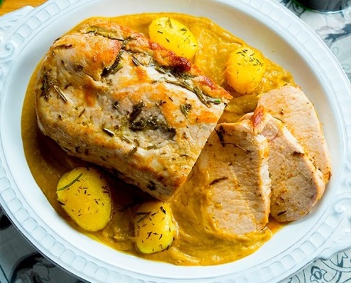 Lomo de cerdo en salsa de castañas