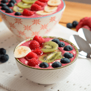 batido de frutos rojos y aceite de coco