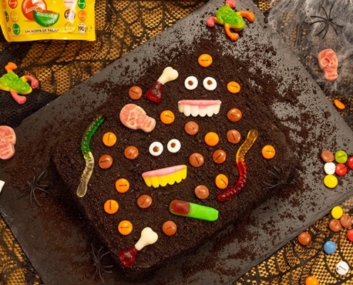 Tarta de Halloween con Lacasitos