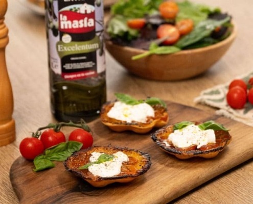 Receta casera de tortitas de tomate y burrata